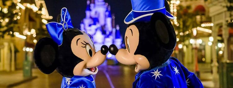 Ontmoet de Disney figuren in hun nieuwe outfits voor de 25e verjaardag van Disneyland Paris